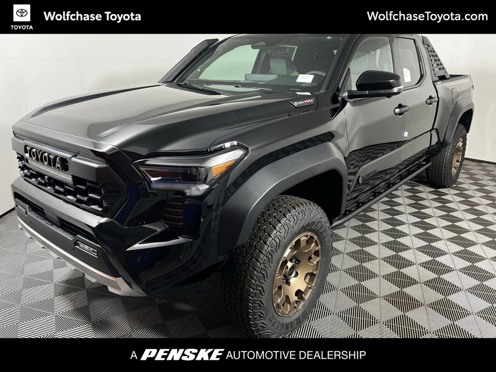 2025 Toyota Tacoma Trailhunter's photo