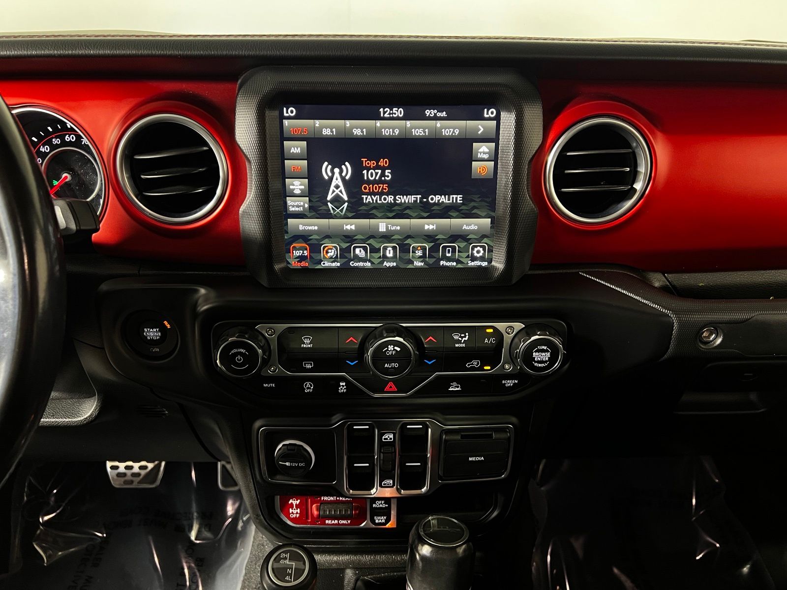 Used 2020 Jeep Gladiator | VIN: 1C6JJTBG7LL152977 in Cordova TN