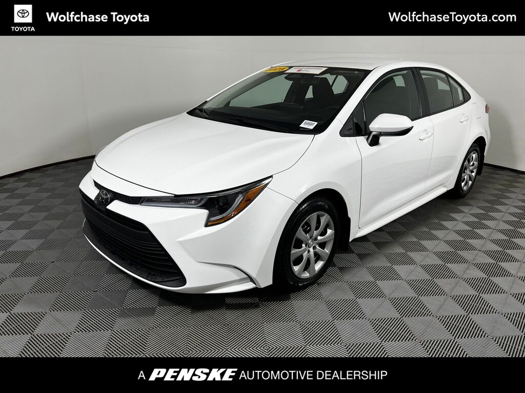 Certified 2025 Toyota Corolla LE Sedan