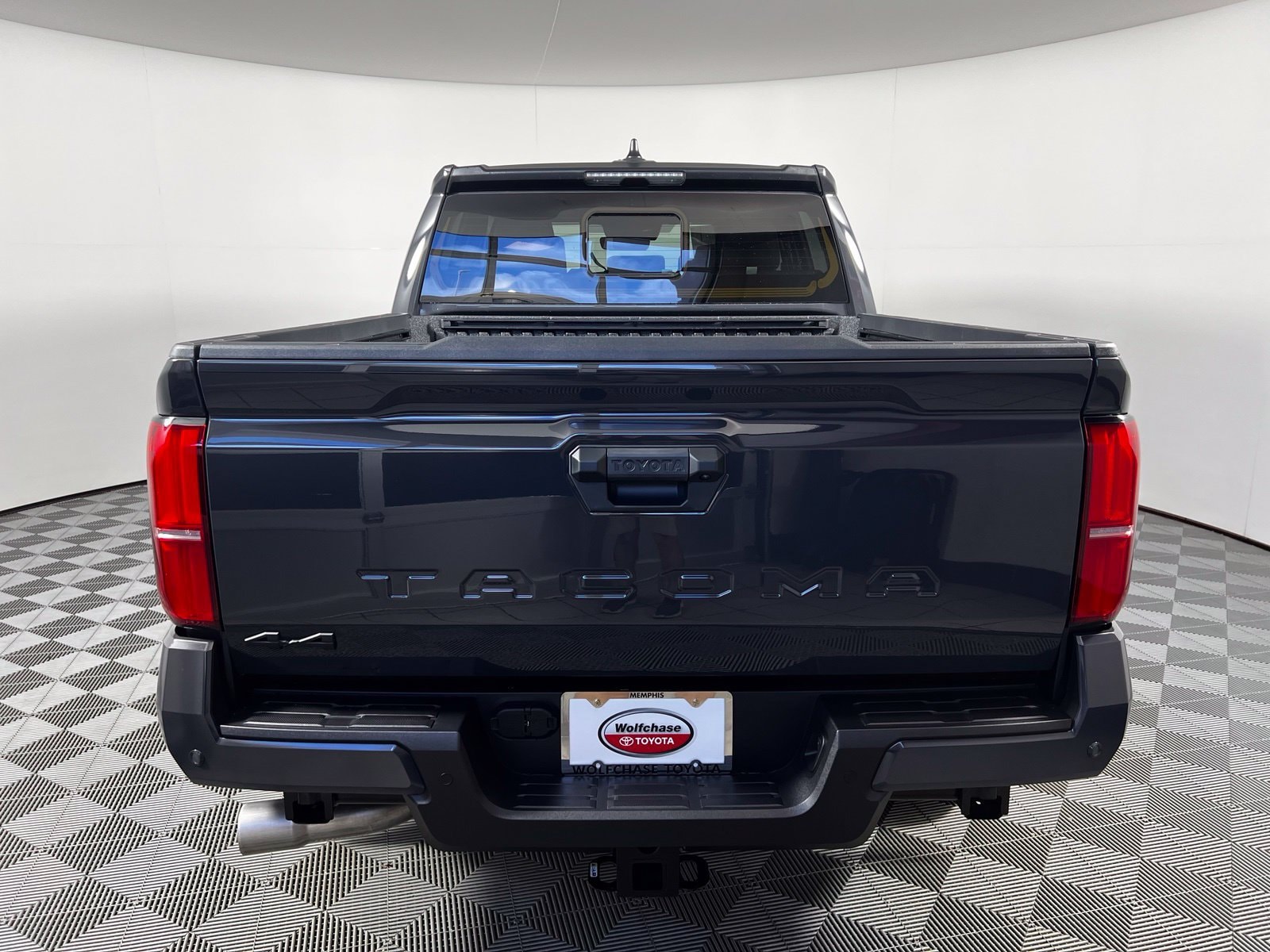 2026 Toyota Tacoma SR5 - Photo 6