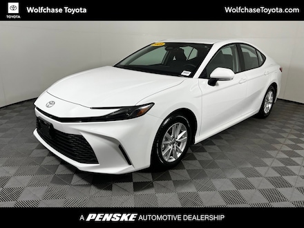 2025 Toyota Camry LE Sedan