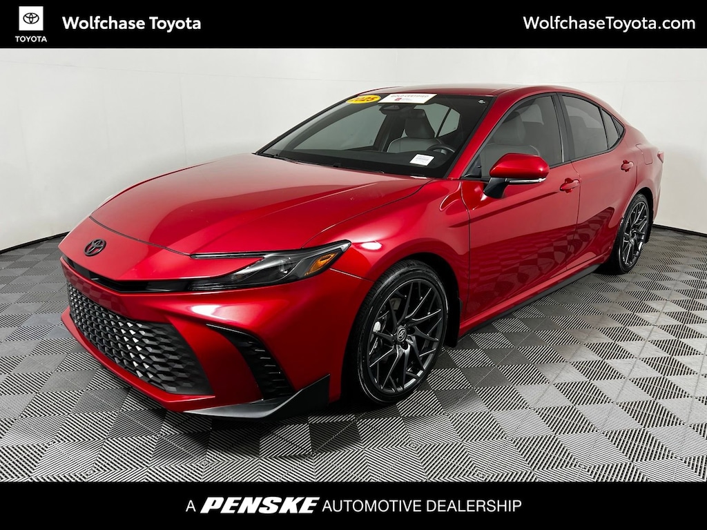 Certified 2025 Toyota Camry SE Sedan