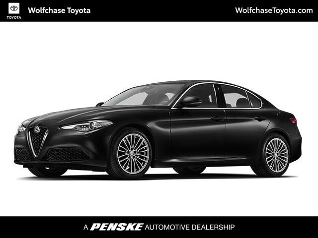 2017 Alfa Romeo Giulia Base's photo