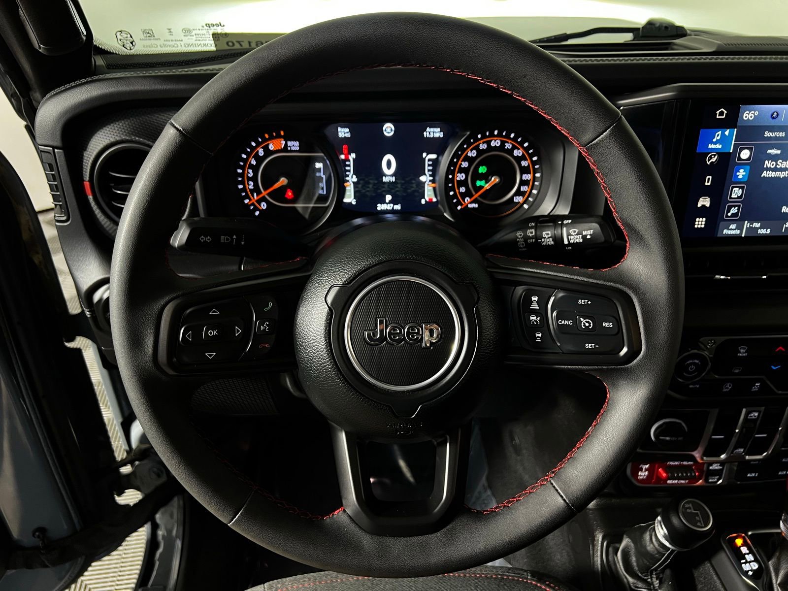 2025 Jeep Wrangler 4-Door Rubicon - Photo 14