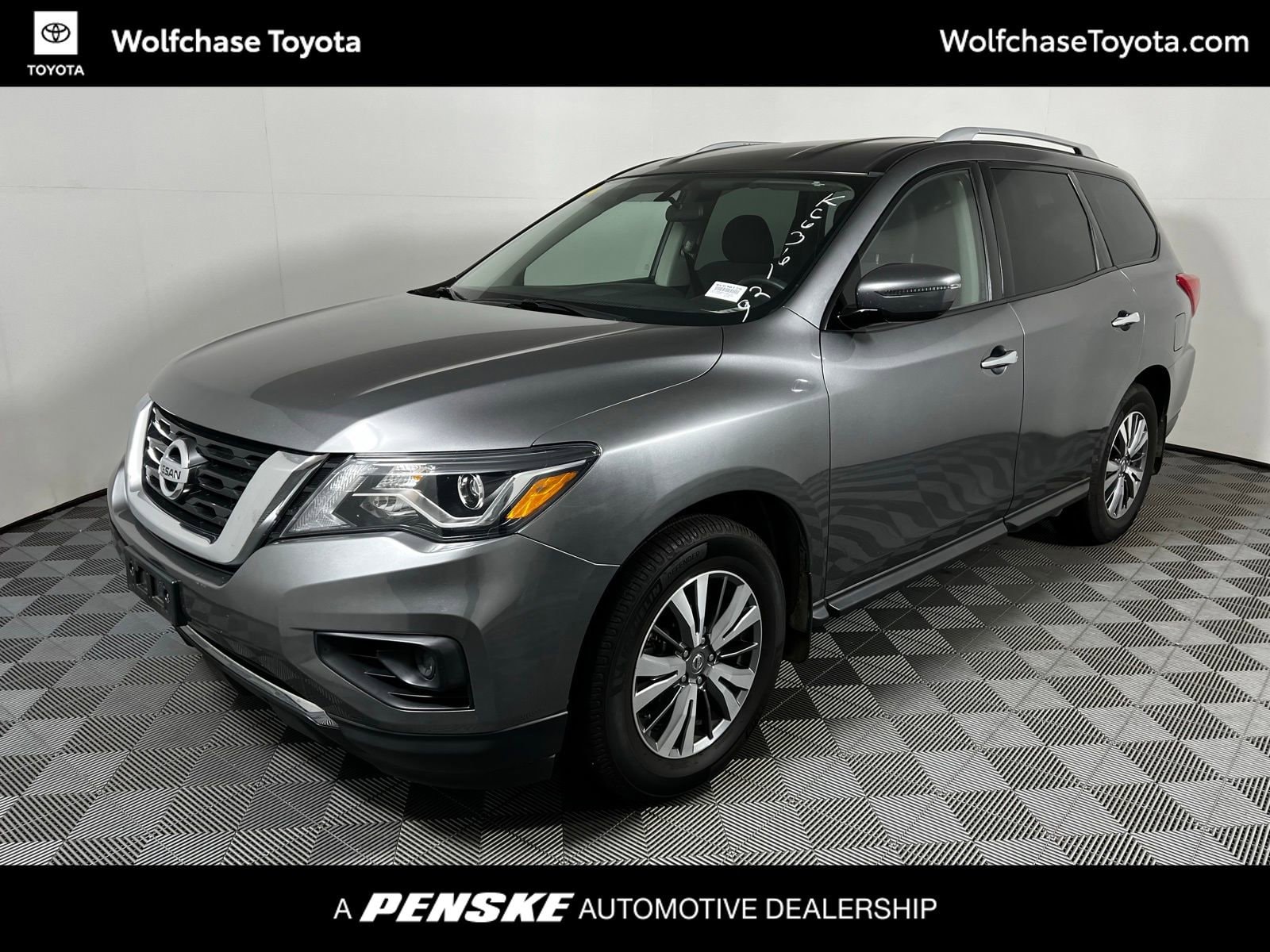 2019 Nissan Pathfinder S