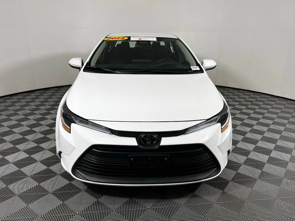 Certified 2025 Toyota Corolla LE Sedan