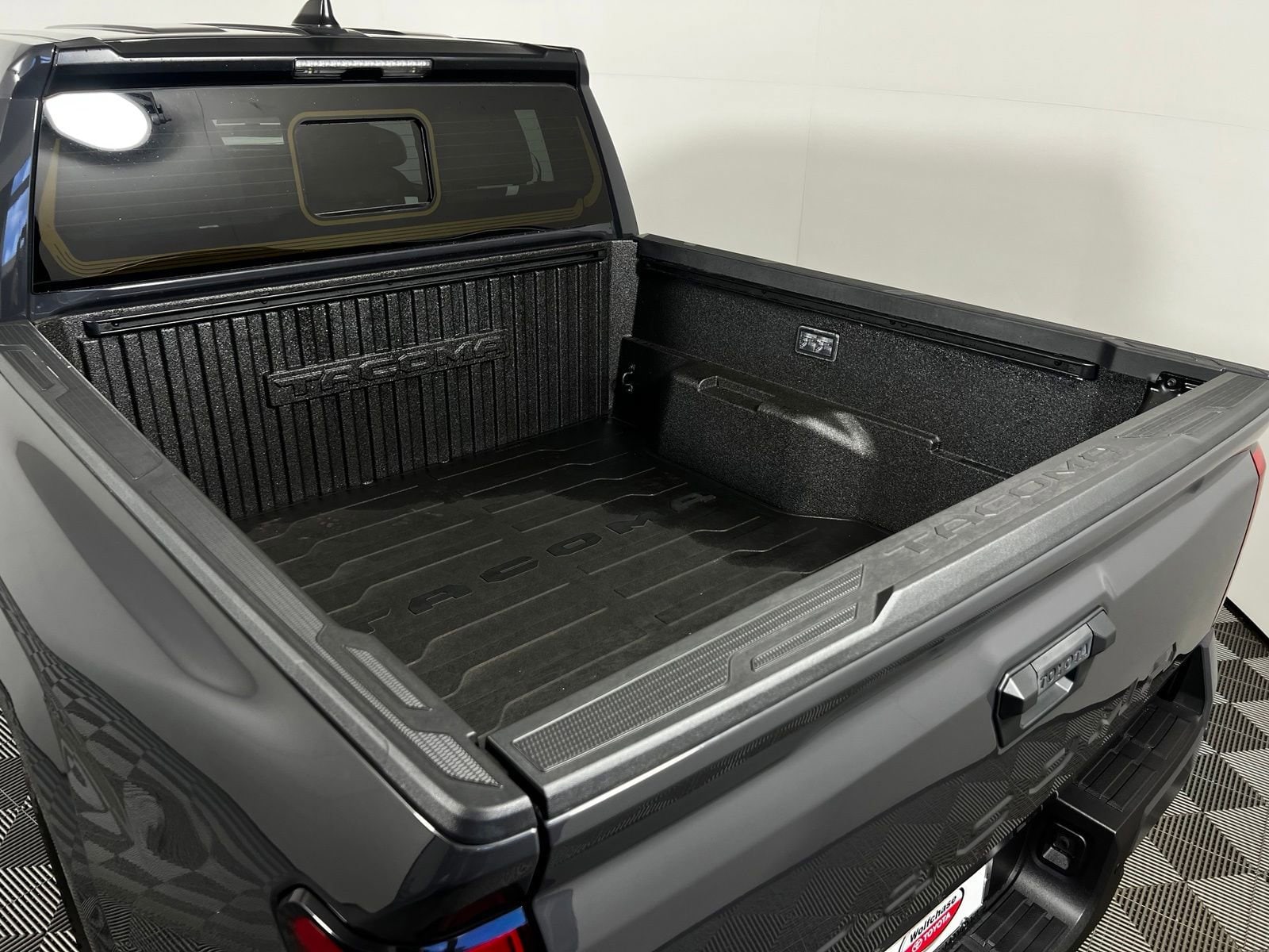 2026 Toyota Tacoma SR5 - Photo 21