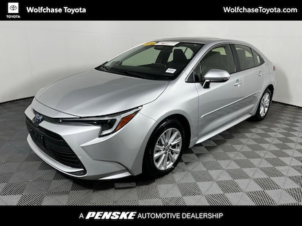 2024 Toyota Corolla Hybrid XLE Sedan