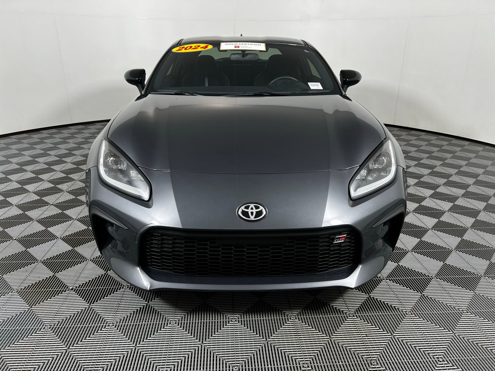 2024 Toyota GR86 Premium photo 2