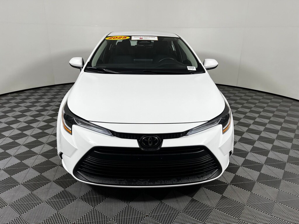 Certified 2025 Toyota Corolla LE Sedan