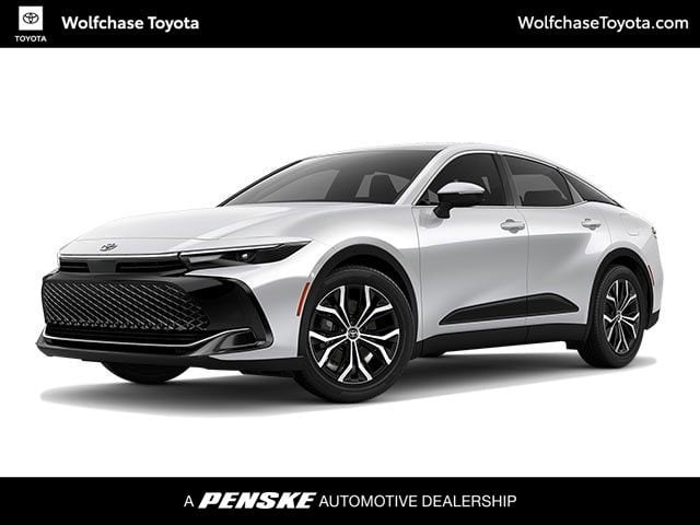 2024 Toyota Crown XLE's photo