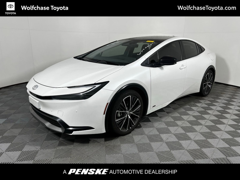 Certified 2024 Toyota Prius XLE Hatchback