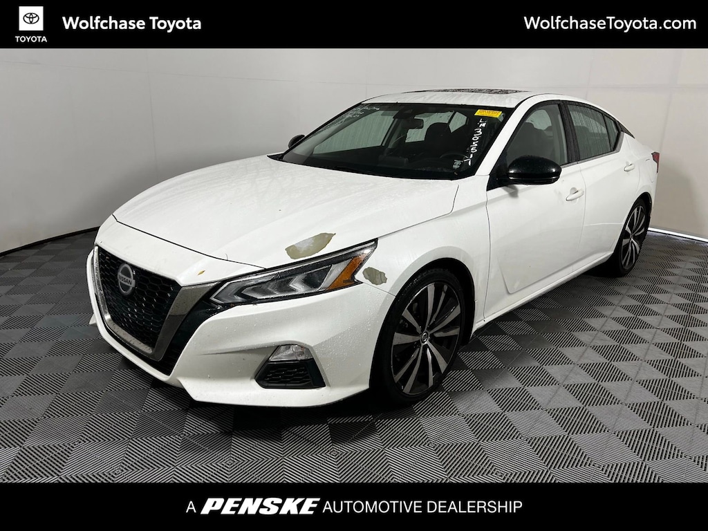 Used 2020 Nissan Altima 2.5 SR Sedan