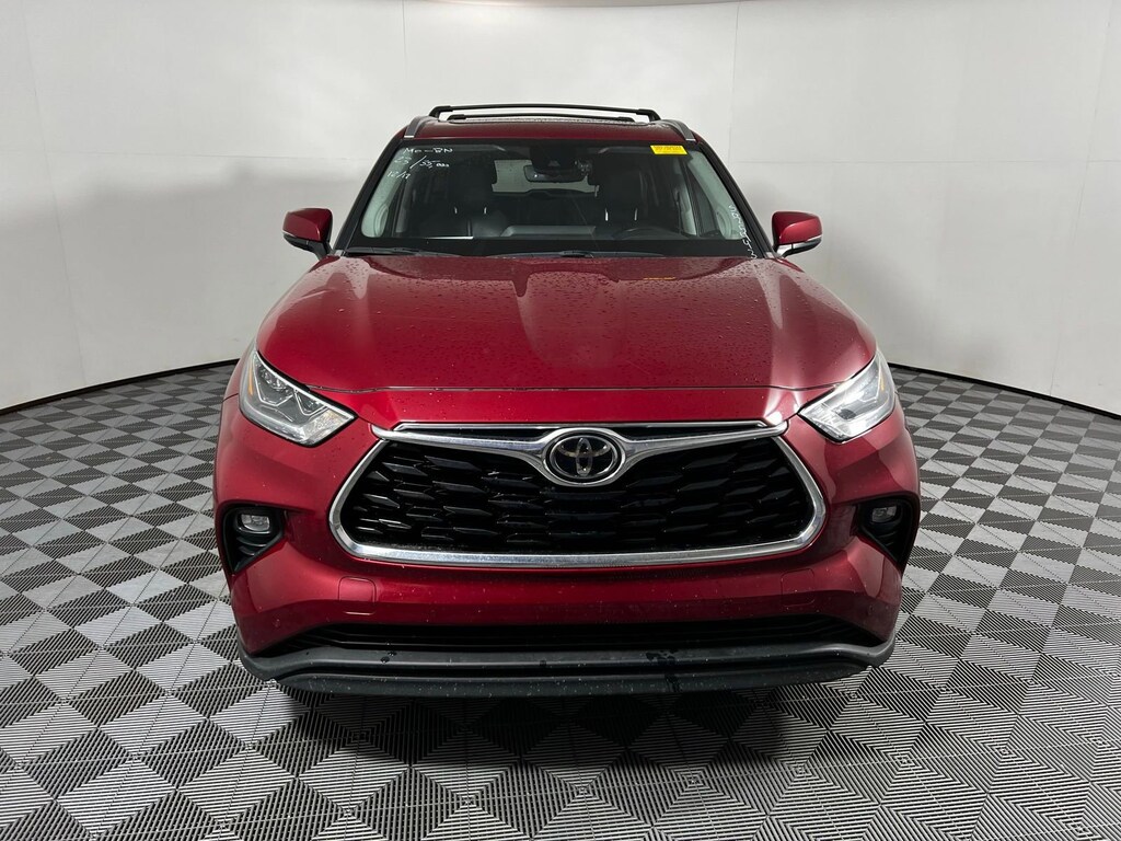 Used 2023 Toyota Highlander Limited SUV