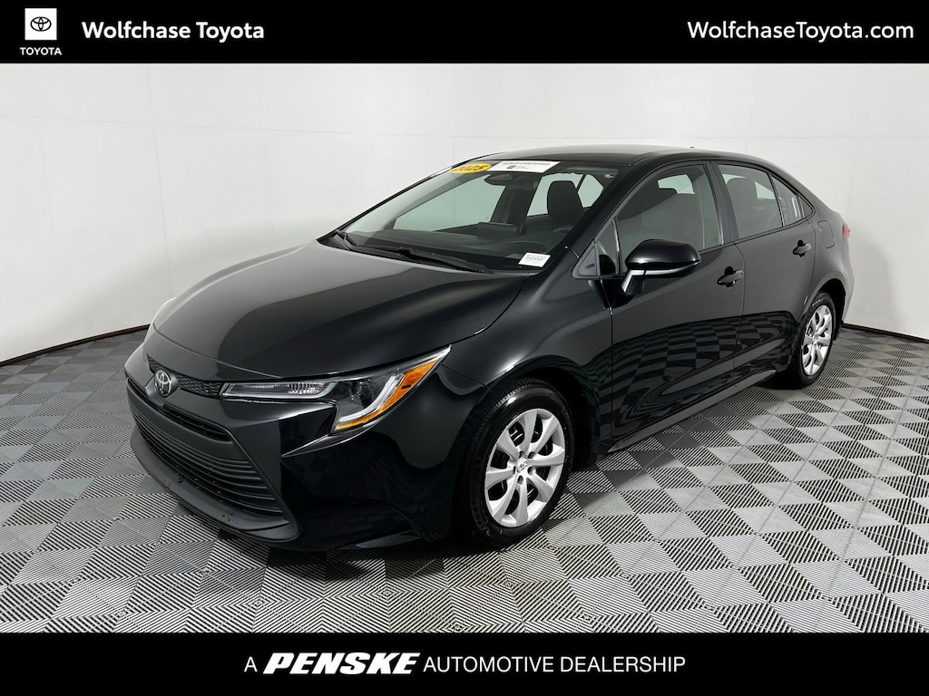 Certified 2025 Toyota Corolla LE Sedan