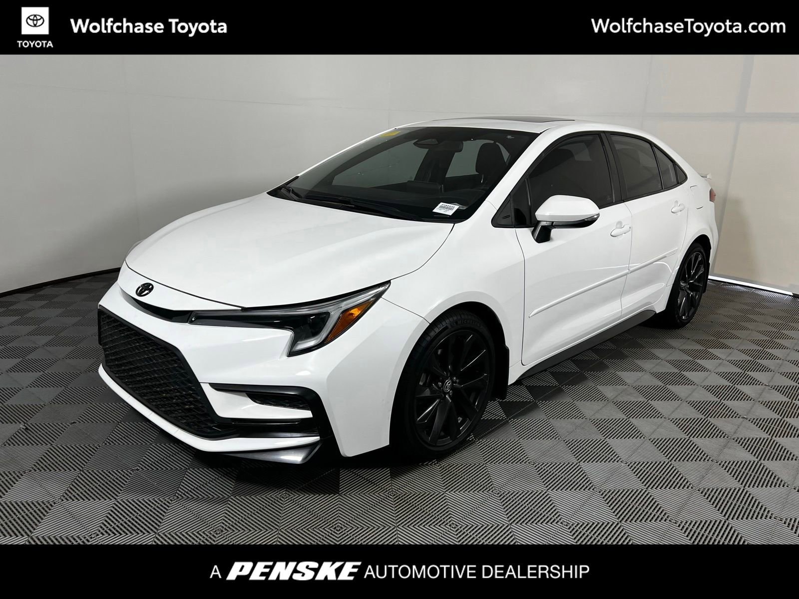 2023 Toyota Corolla XSE CVT's photo