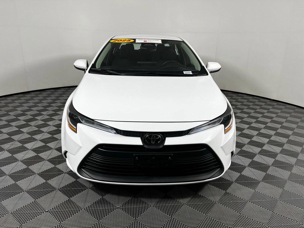 Certified 2025 Toyota Corolla LE Sedan