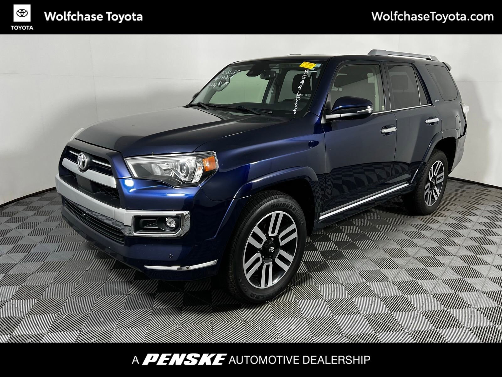 2022 Toyota 4Runner Limited's photo