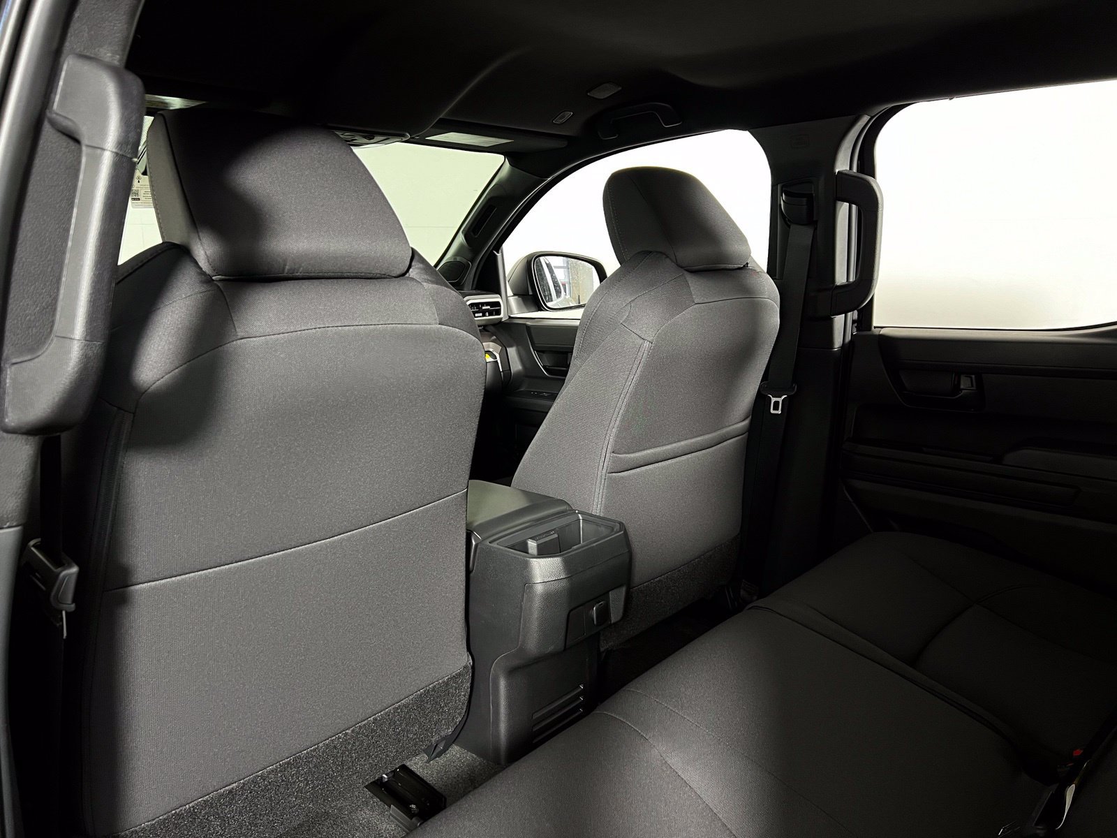 2026 Toyota Tacoma SR5 - Photo 17