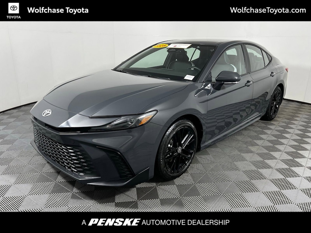 Certified 2025 Toyota Camry SE Sedan