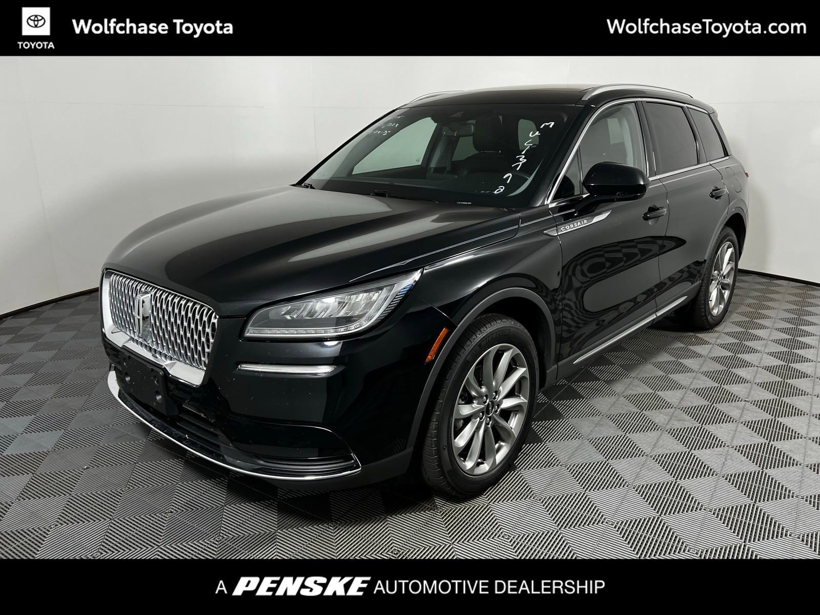 2021 Lincoln Corsair Base