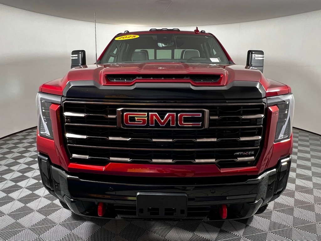 Used 2025 GMC Sierra 2500HD AT4X Truck