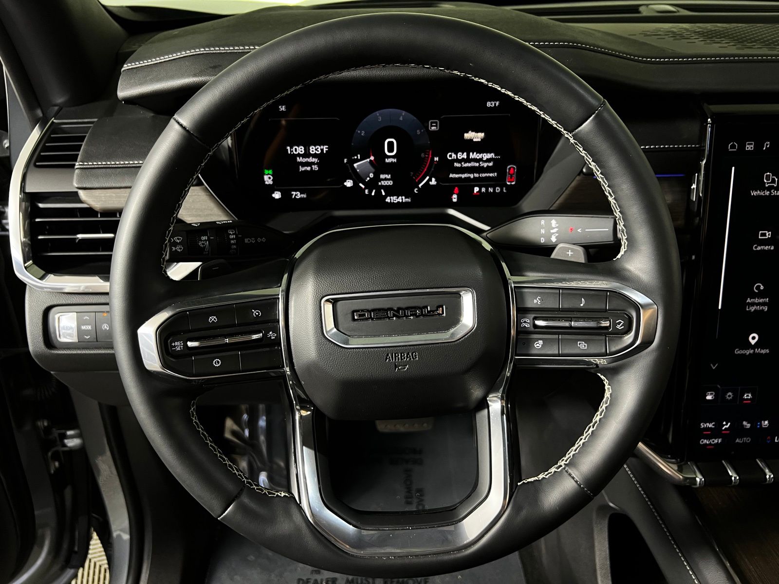 2024 GMC Acadia Denali - Photo 16