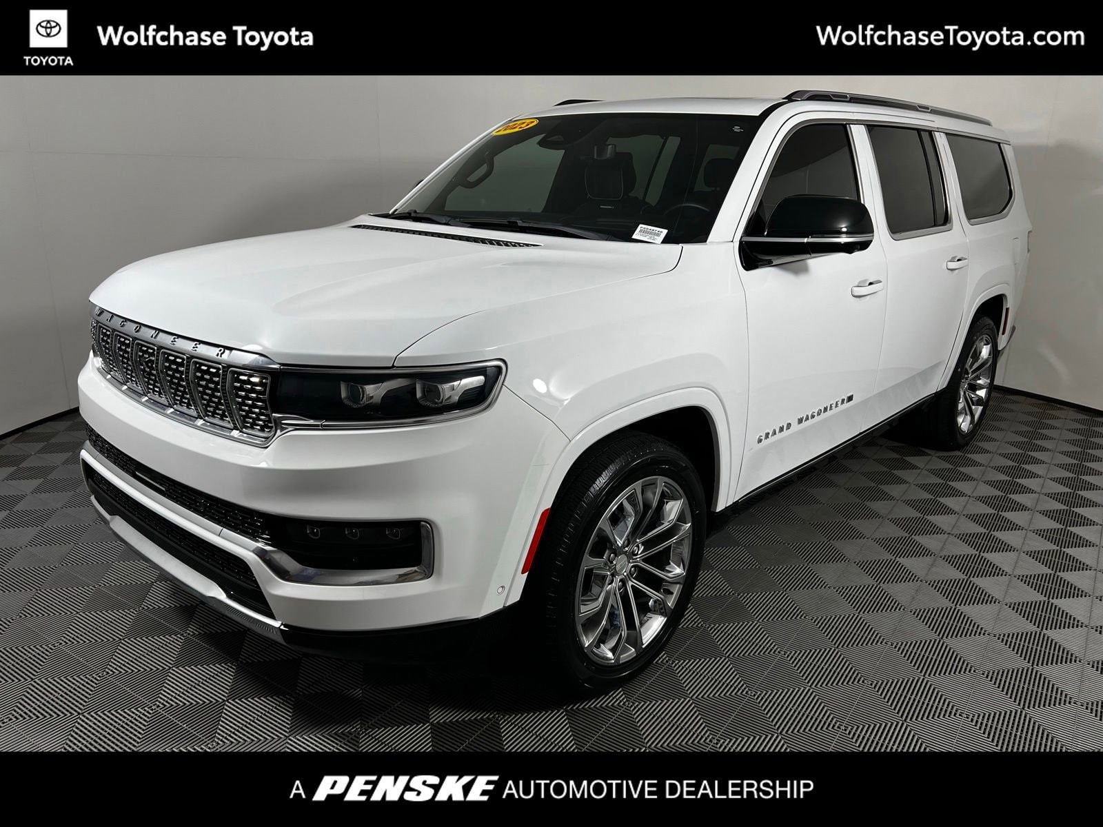 2023 Jeep Grand Wagoneer L Series II 4WD's photo