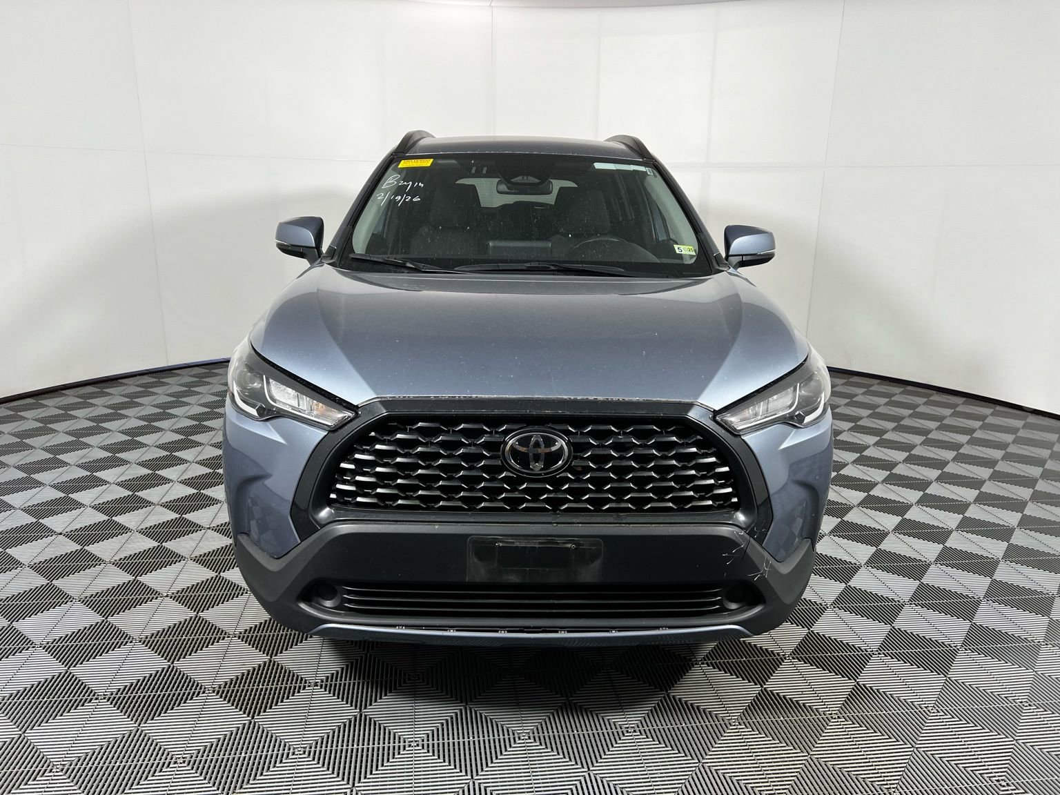 Used 2024 Toyota Corolla Cross LE with VIN 7MUCAAAG5RV090290 for sale in Northfield, Minnesota