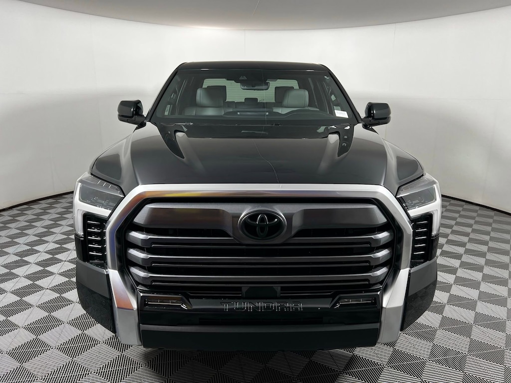 New 2026 Toyota Tundra Limited LIMITED CREWMAX 5.5