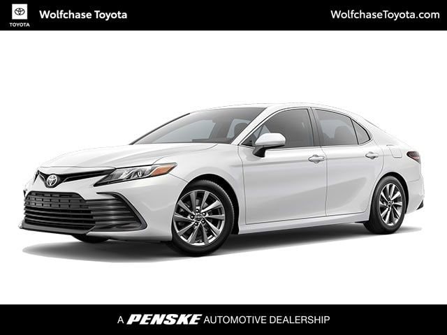2021 Toyota Camry LE's photo