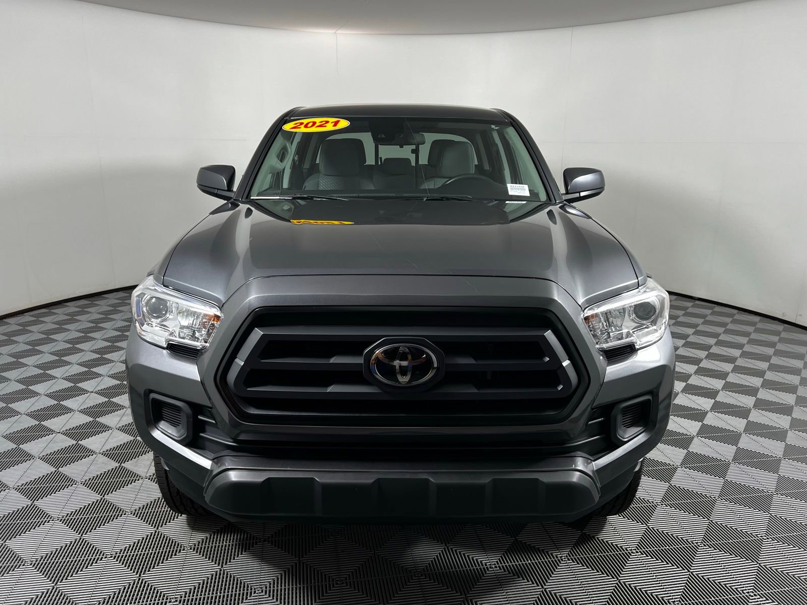 Used 2021 Toyota Tacoma SR with VIN 3TMCZ5AN1MM421898 for sale in Cordova, TN