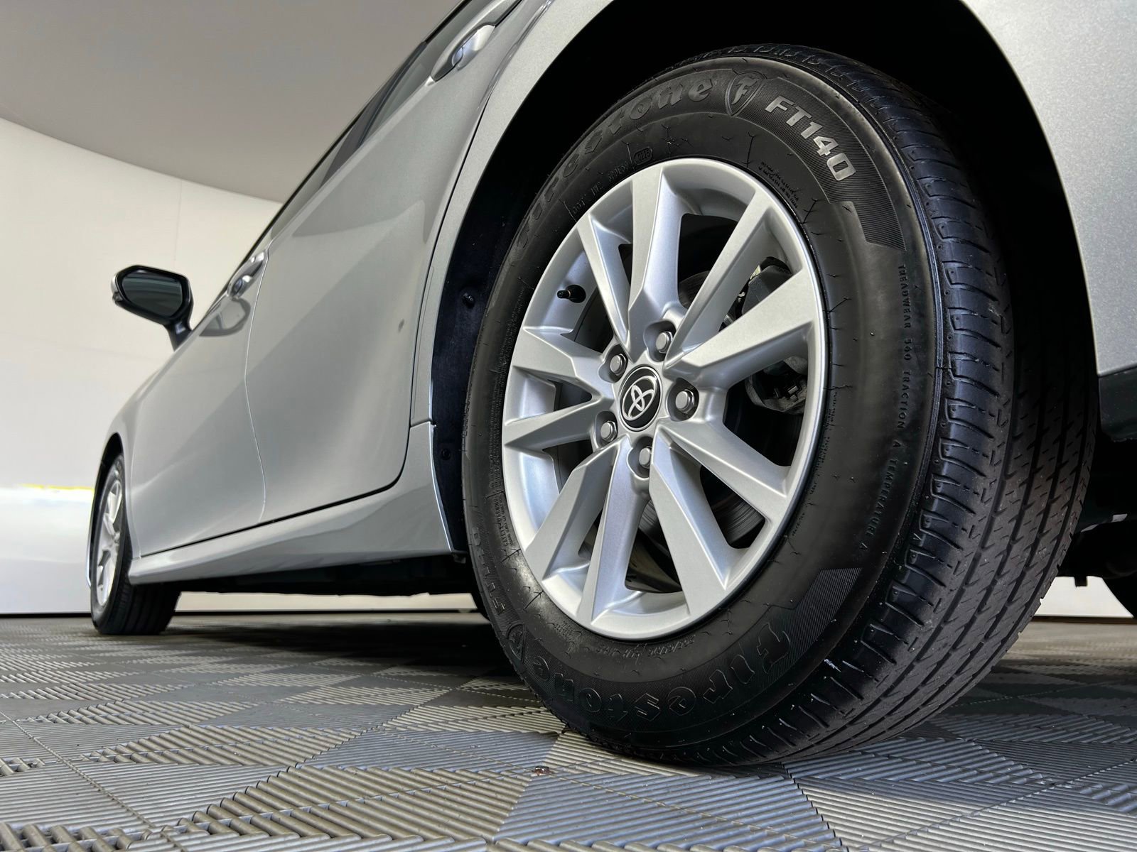 2025 Toyota Camry LE - Photo 24