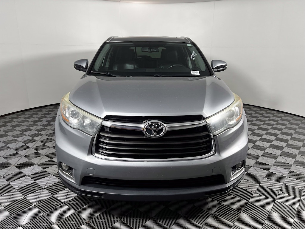 Used 2016 Toyota Highlander Limited SUV