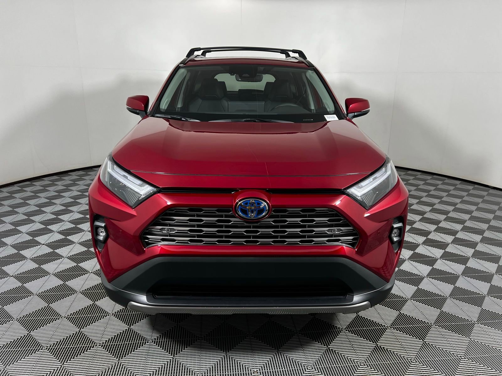 2025 Toyota RAV4 Hybrid Limited photo 2