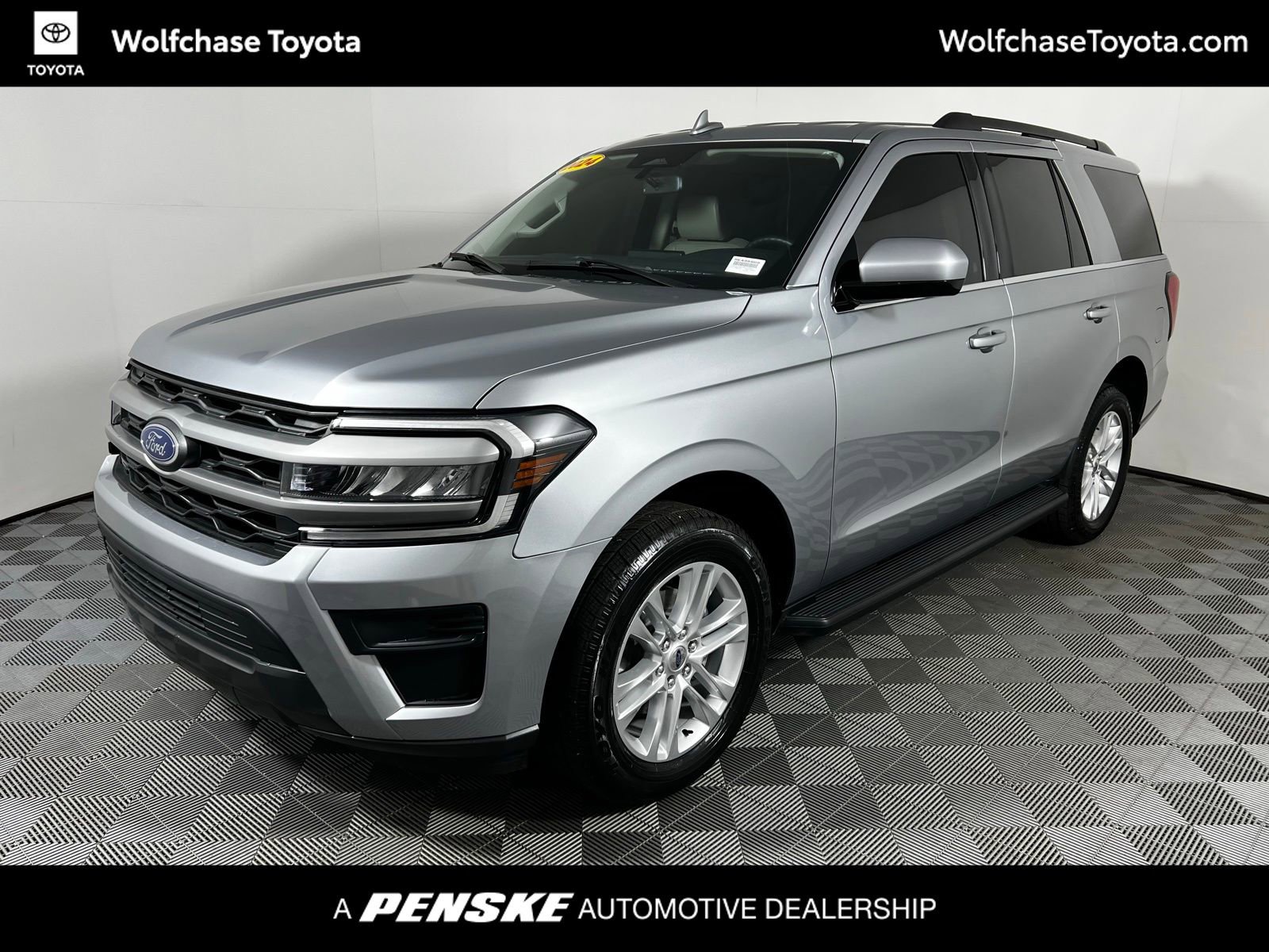 2024 Ford Expedition XLT's photo