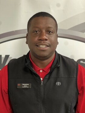 Staff member Demarius Sams from ID_8949441b4d21