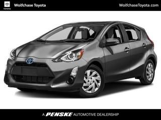2016 Toyota Prius c Two's photo