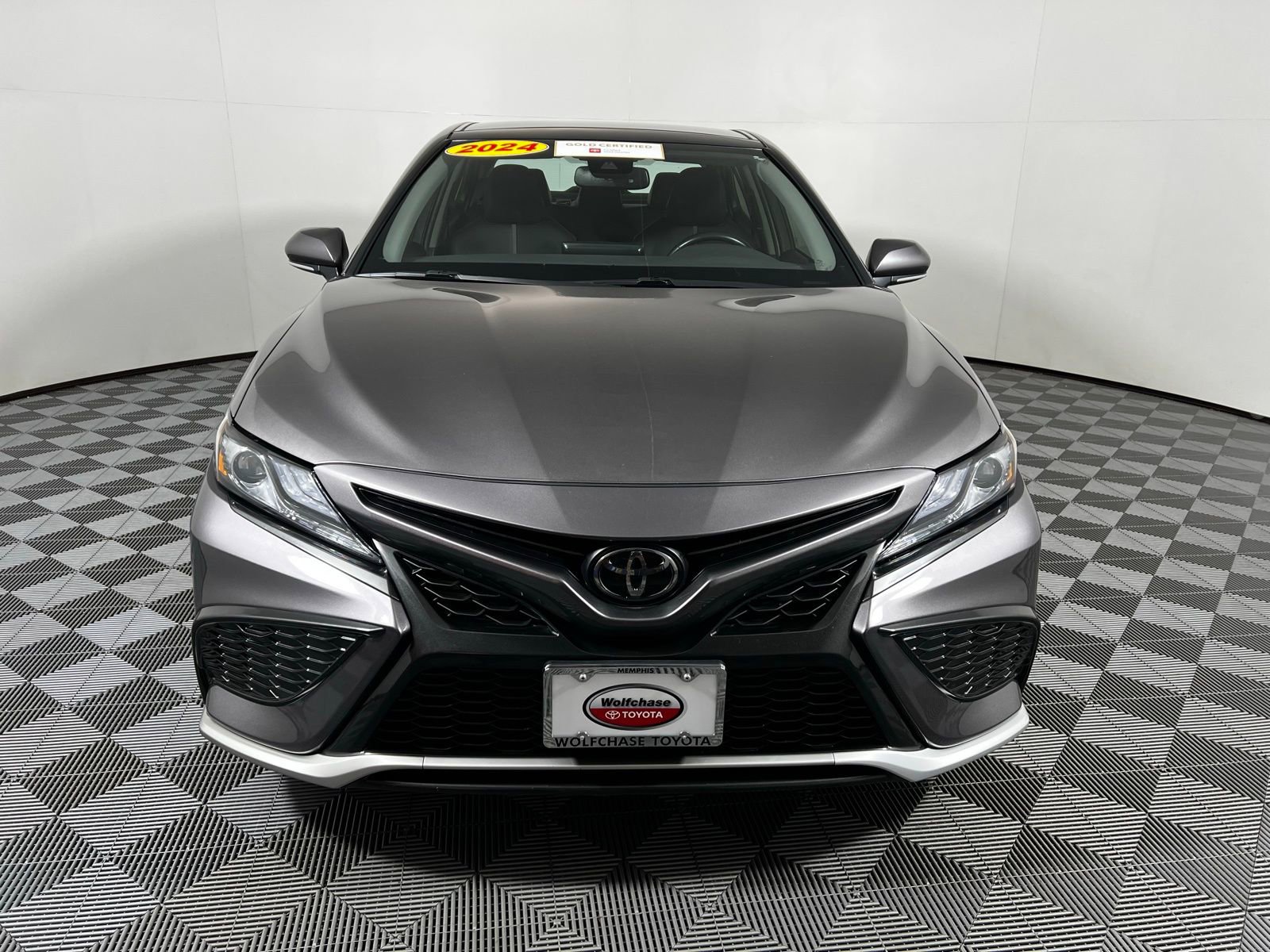 2024 Toyota Camry XSE photo 2
