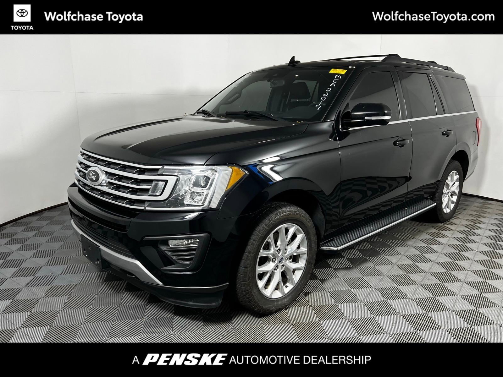 2021 Ford Expedition XLT's photo