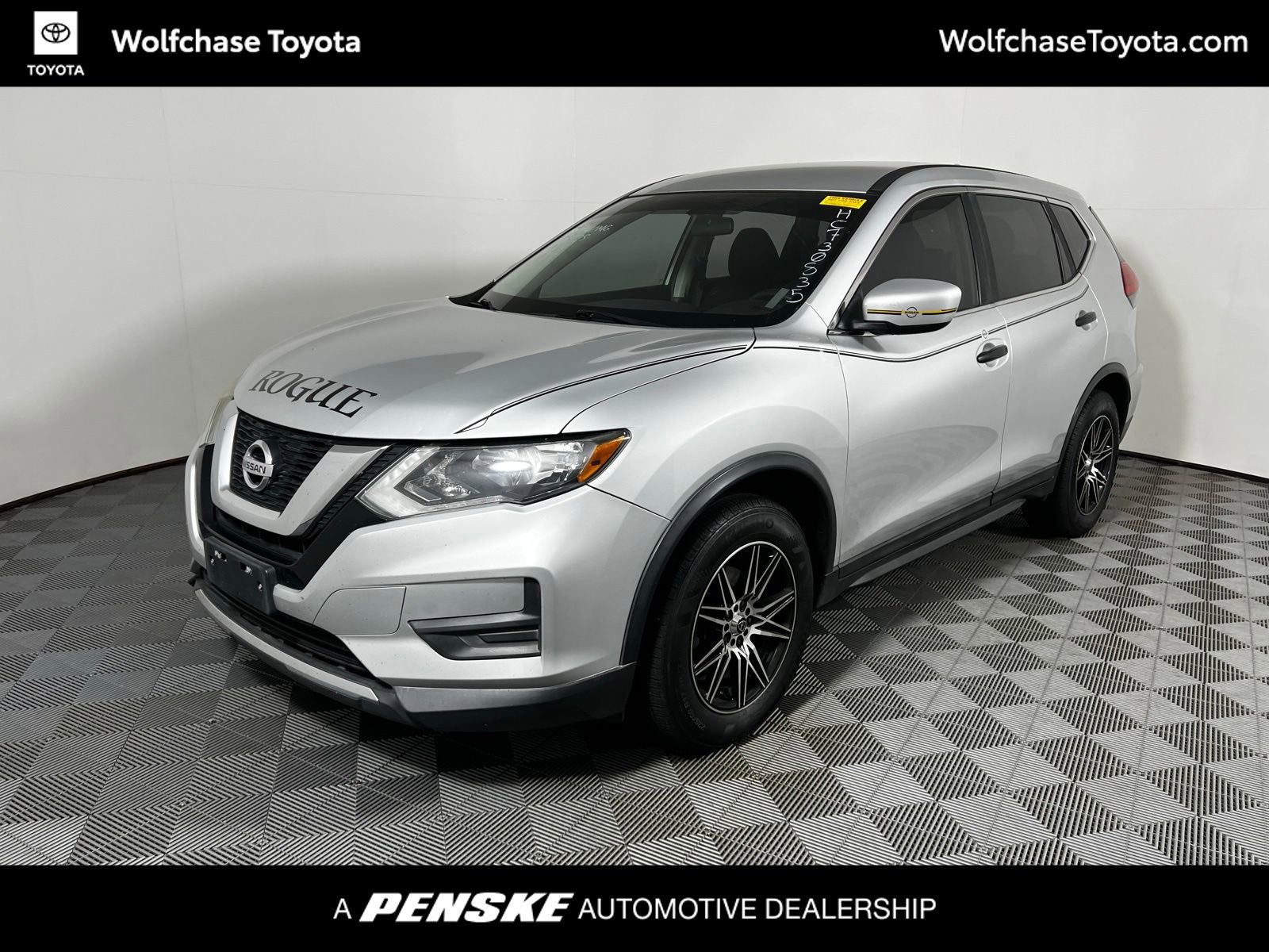 2017 Nissan Rogue S