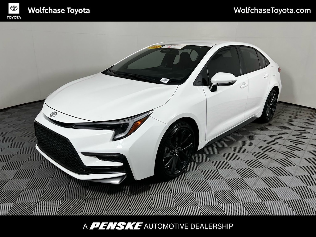 Certified 2025 Toyota Corolla SE Sedan