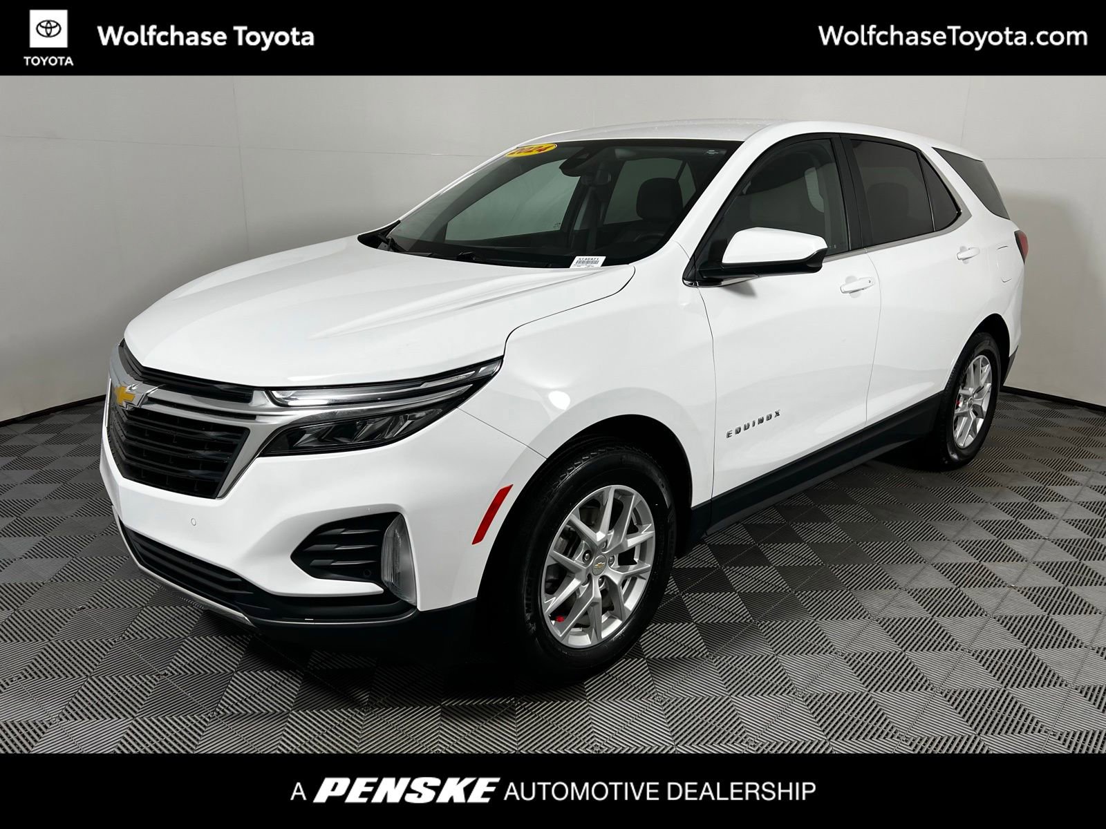2024 Chevrolet Equinox LT's photo