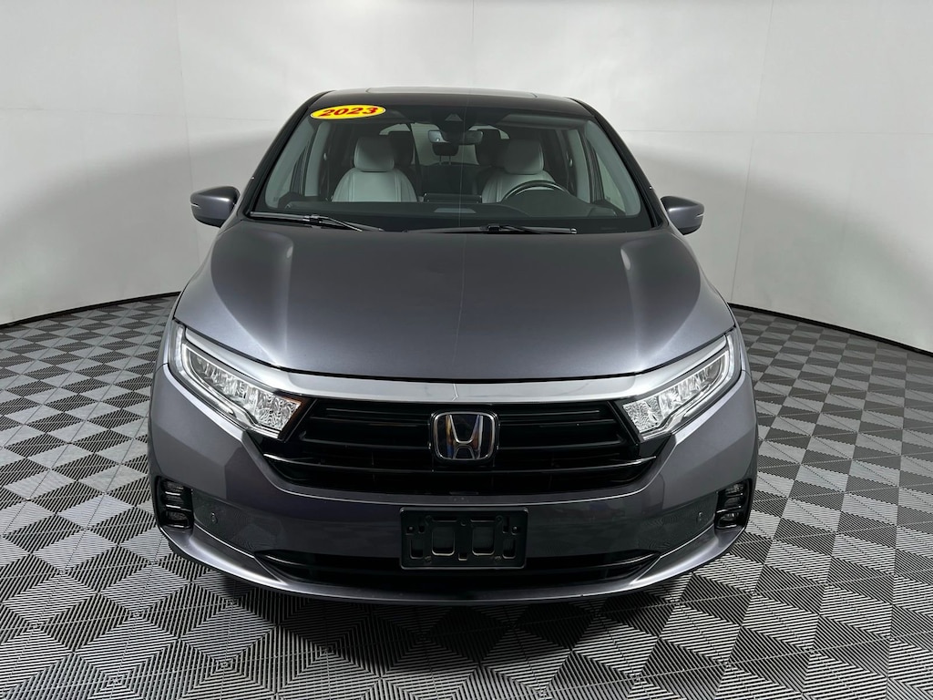 Used 2023 Honda Odyssey Touring Van