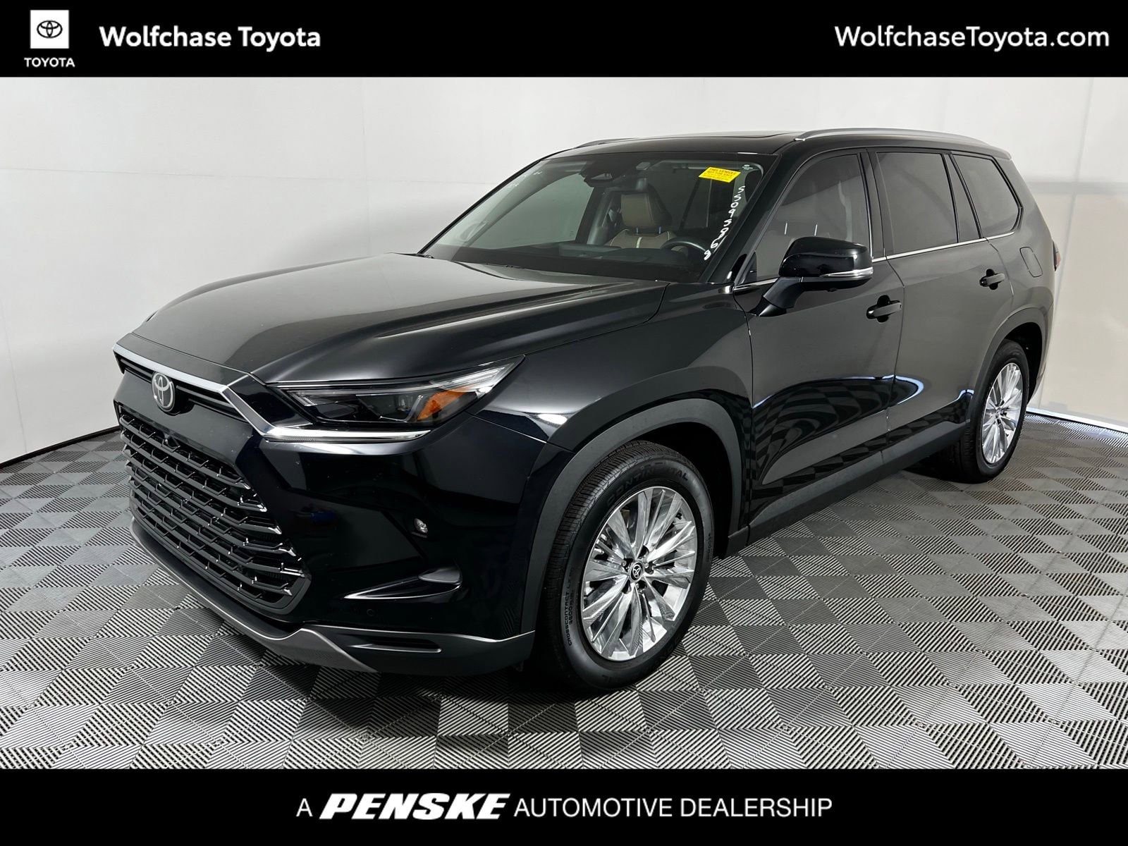 2025 Toyota Grand Highlander Platinum AWD's photo