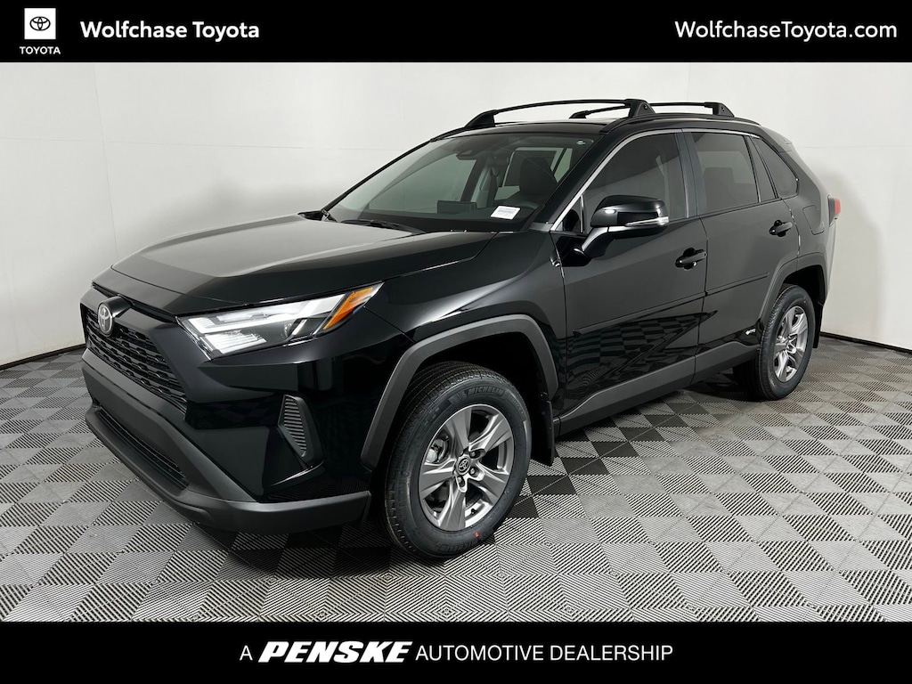 New 2025 Toyota RAV4 XLE XLE AWD SUV