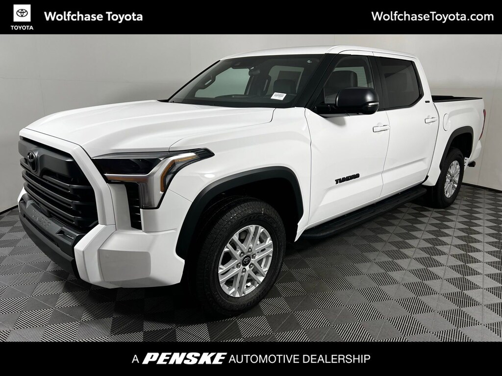 New 2026 Toyota Tundra SR5 SR5 CREWMAX 5.5