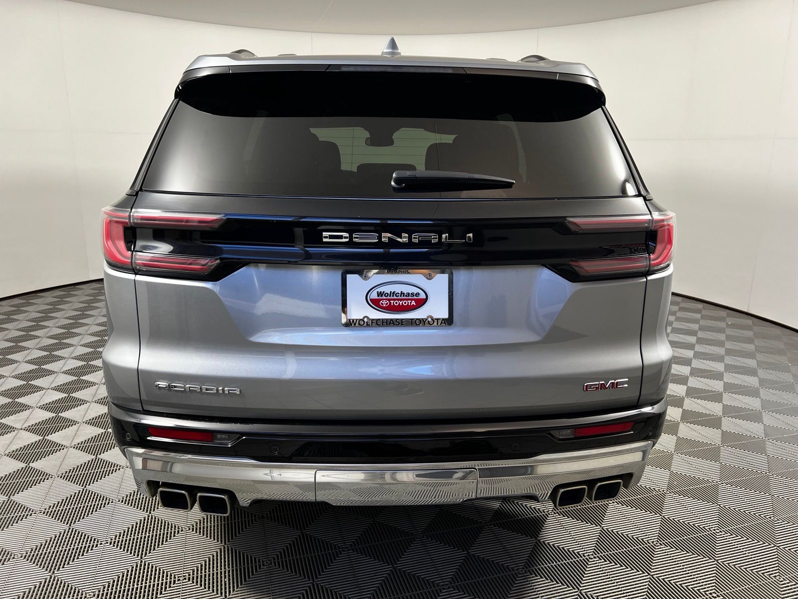 2024 GMC Acadia Denali - Photo 6