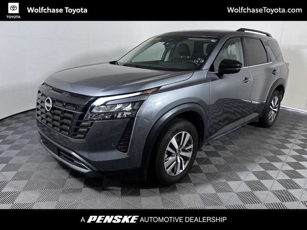 Used 2026 Nissan Pathfinder SL SUV