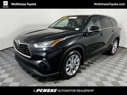 2026 Toyota Highlander Limited SUV